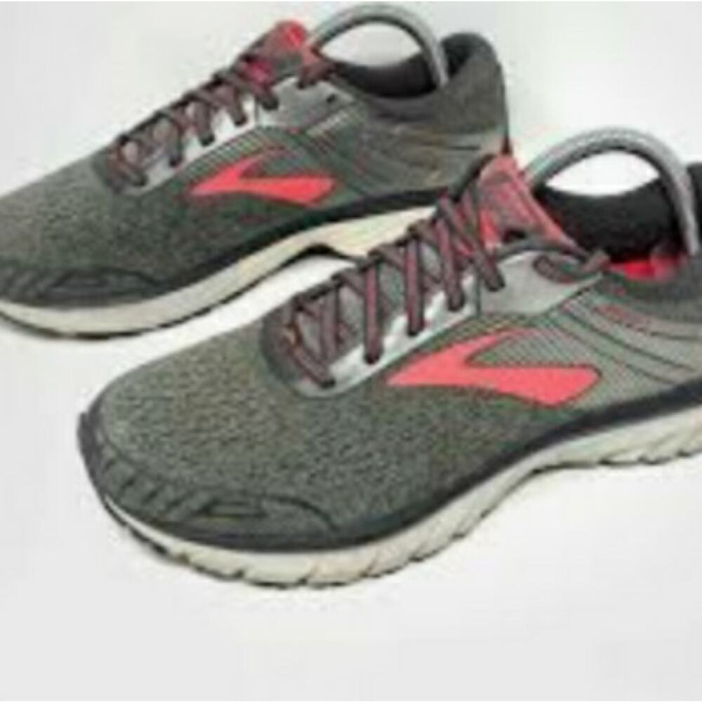 BROOKS ADRENALINE GTS GRAY & PINK PERFORMANCE RUNNING SHOES SIZE 10